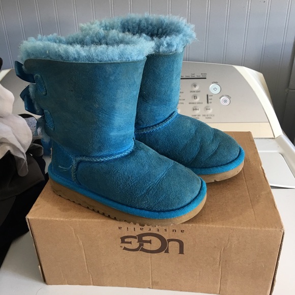 Toddler Ugg Boots - Picture 3 of 3
